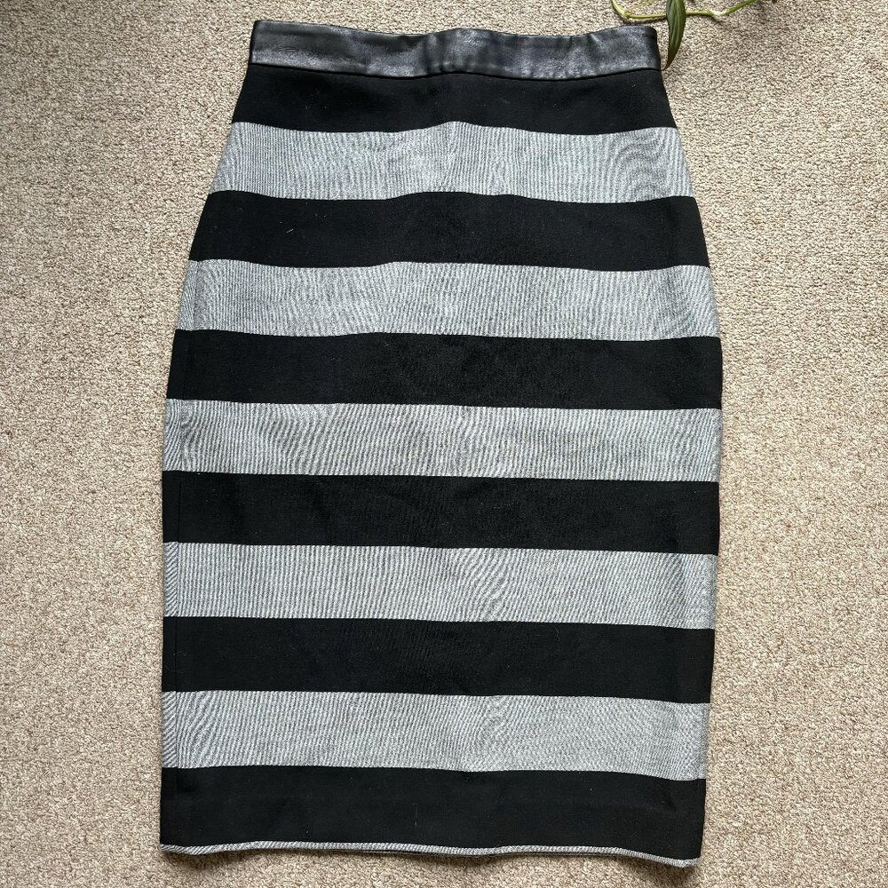 Banana Republic formal midi skirt size 2